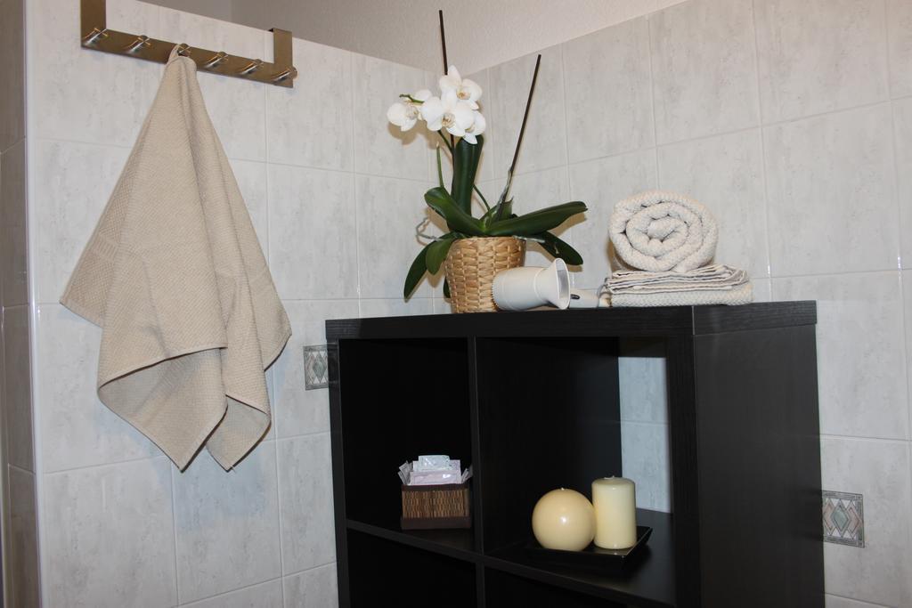La Madonnina Apartment Villa di Tirano Room photo