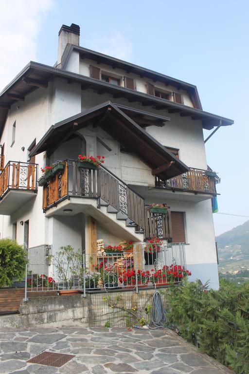 La Madonnina Apartment Villa di Tirano Exterior photo