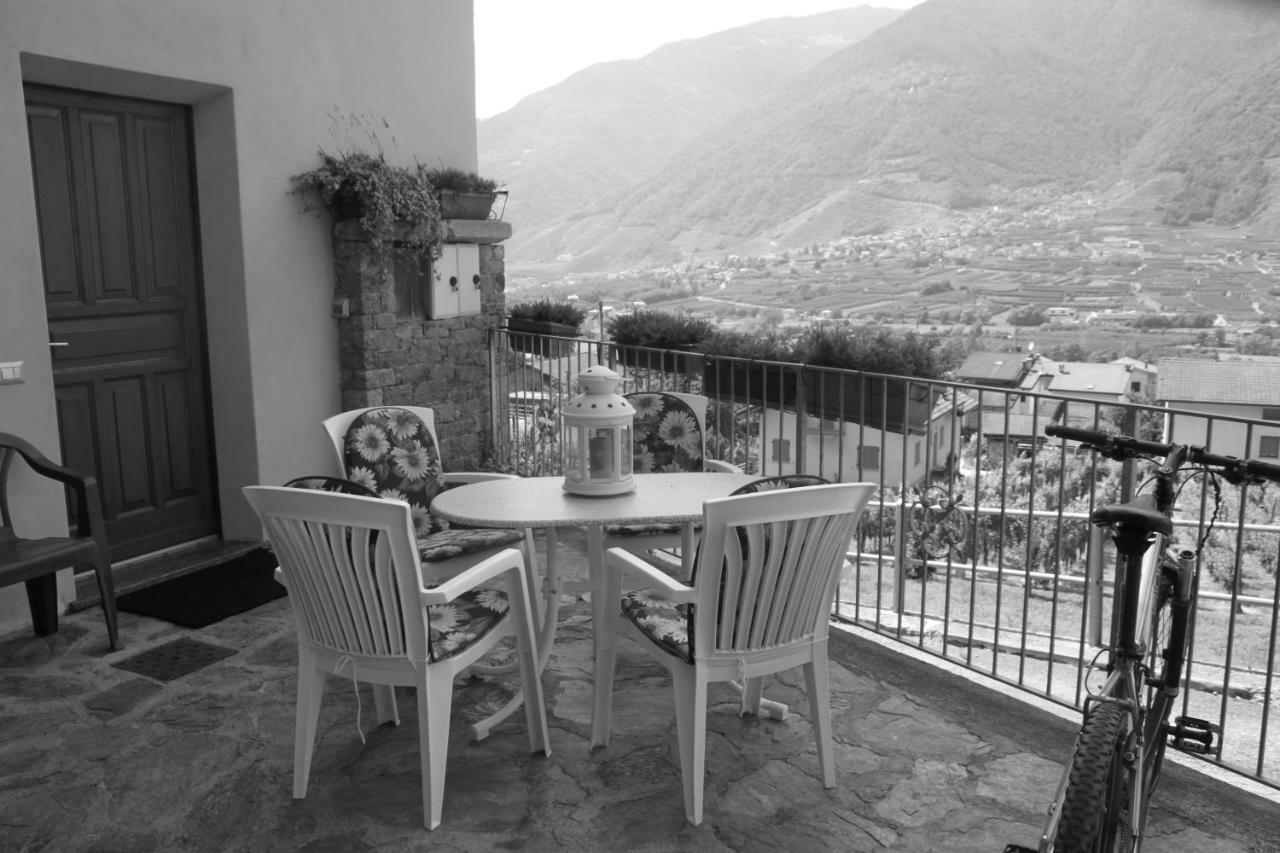 La Madonnina Apartment Villa di Tirano Exterior photo